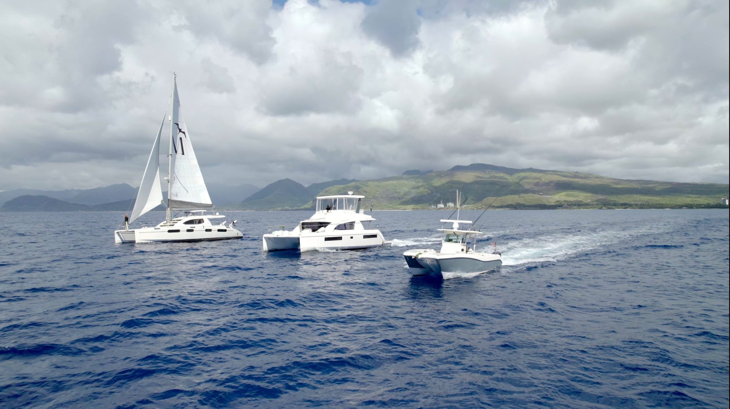 MANA Cruises + Charters Waikiki - Boat Charter in Honolulu